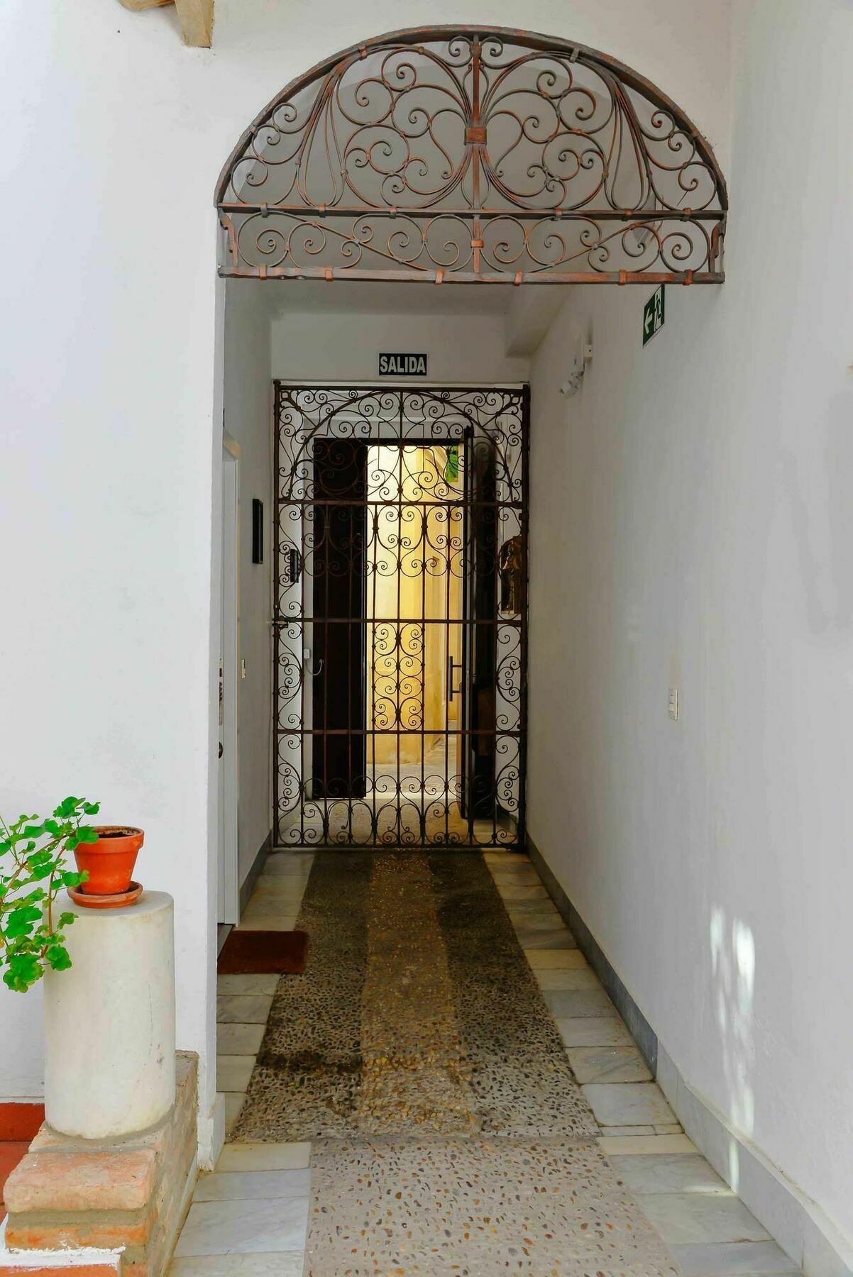 Selecta Apartments Los Venerables Севілья Екстер'єр фото