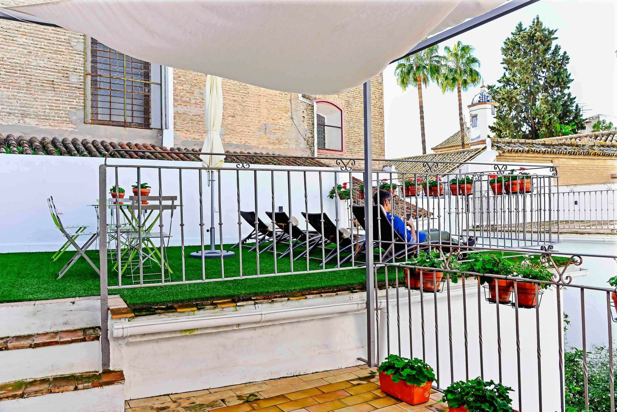 Selecta Apartments Los Venerables Севілья Екстер'єр фото